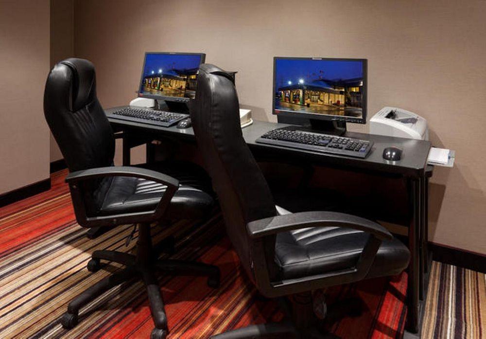 Holiday Inn Toronto Airport East By Ihg Exterior photo