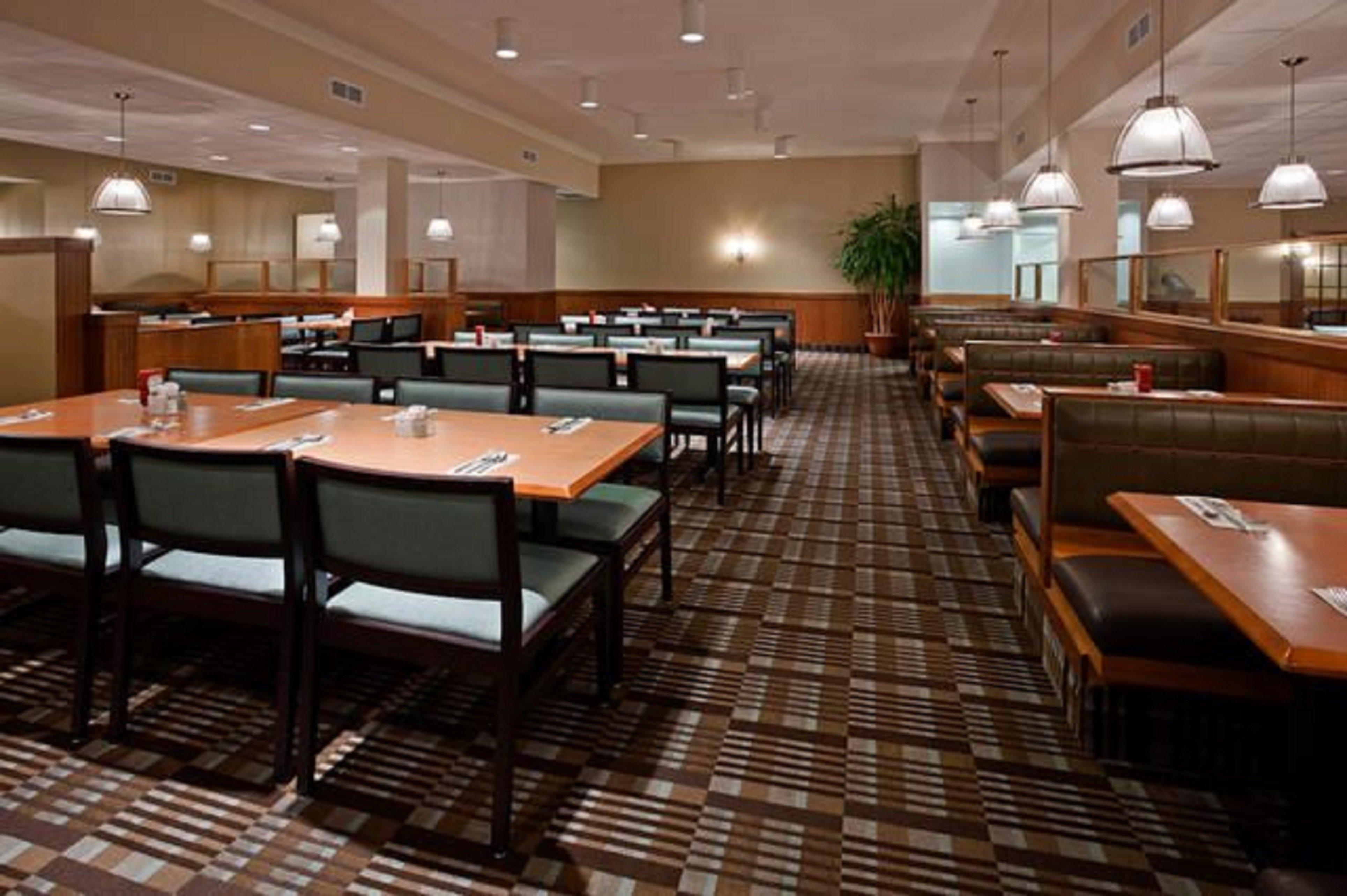 Holiday Inn Toronto Airport East By Ihg Exterior photo