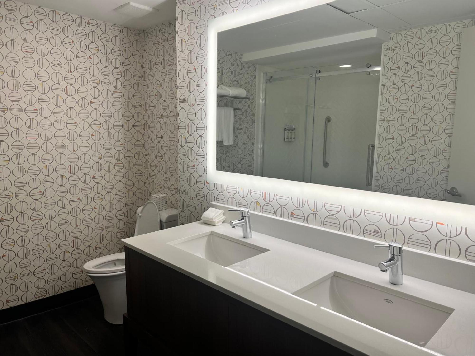 Holiday Inn Toronto Airport East By Ihg Exterior photo