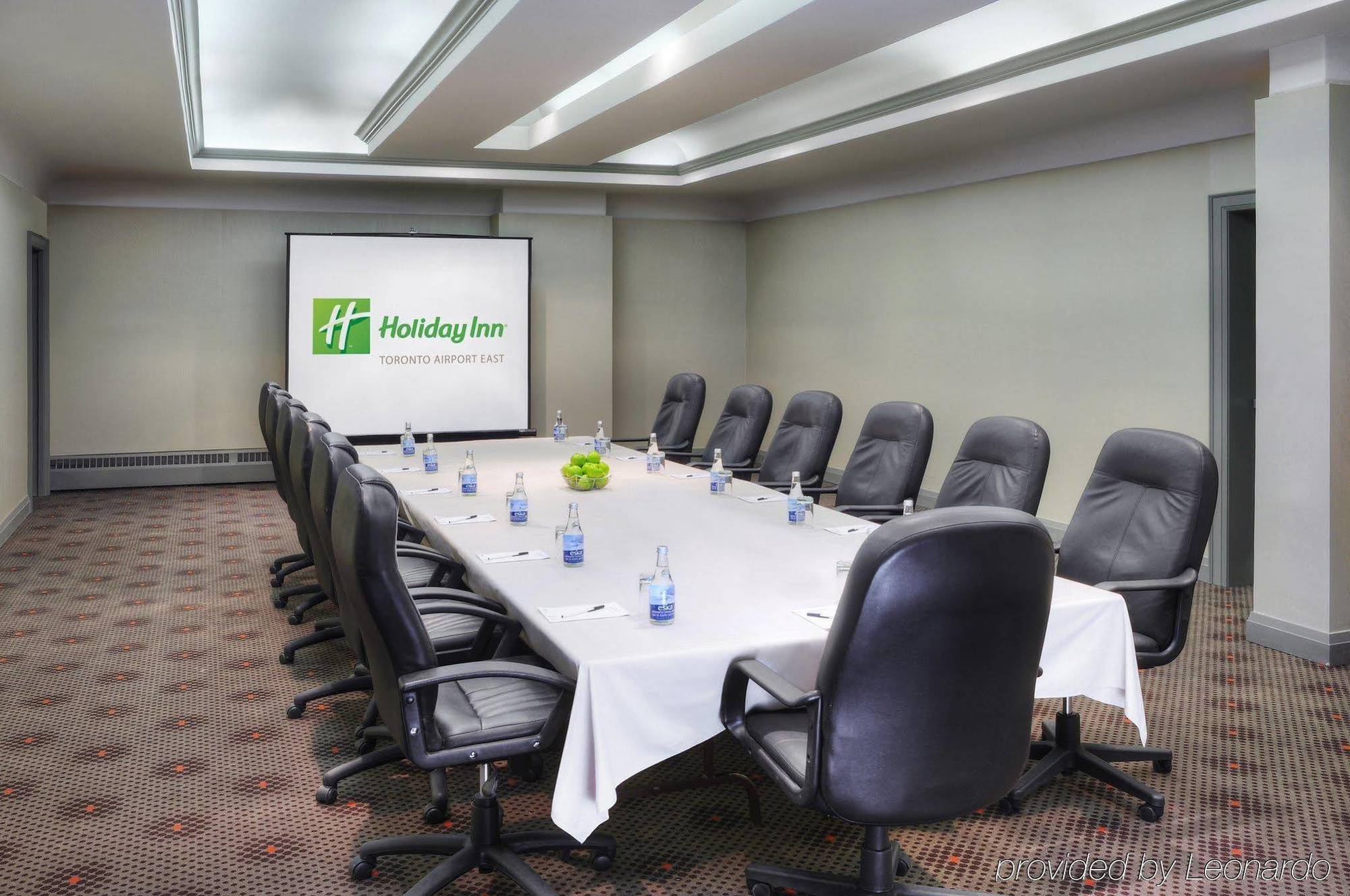 Holiday Inn Toronto Airport East By Ihg Exterior photo